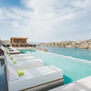 Super Paradise Suites Grèce